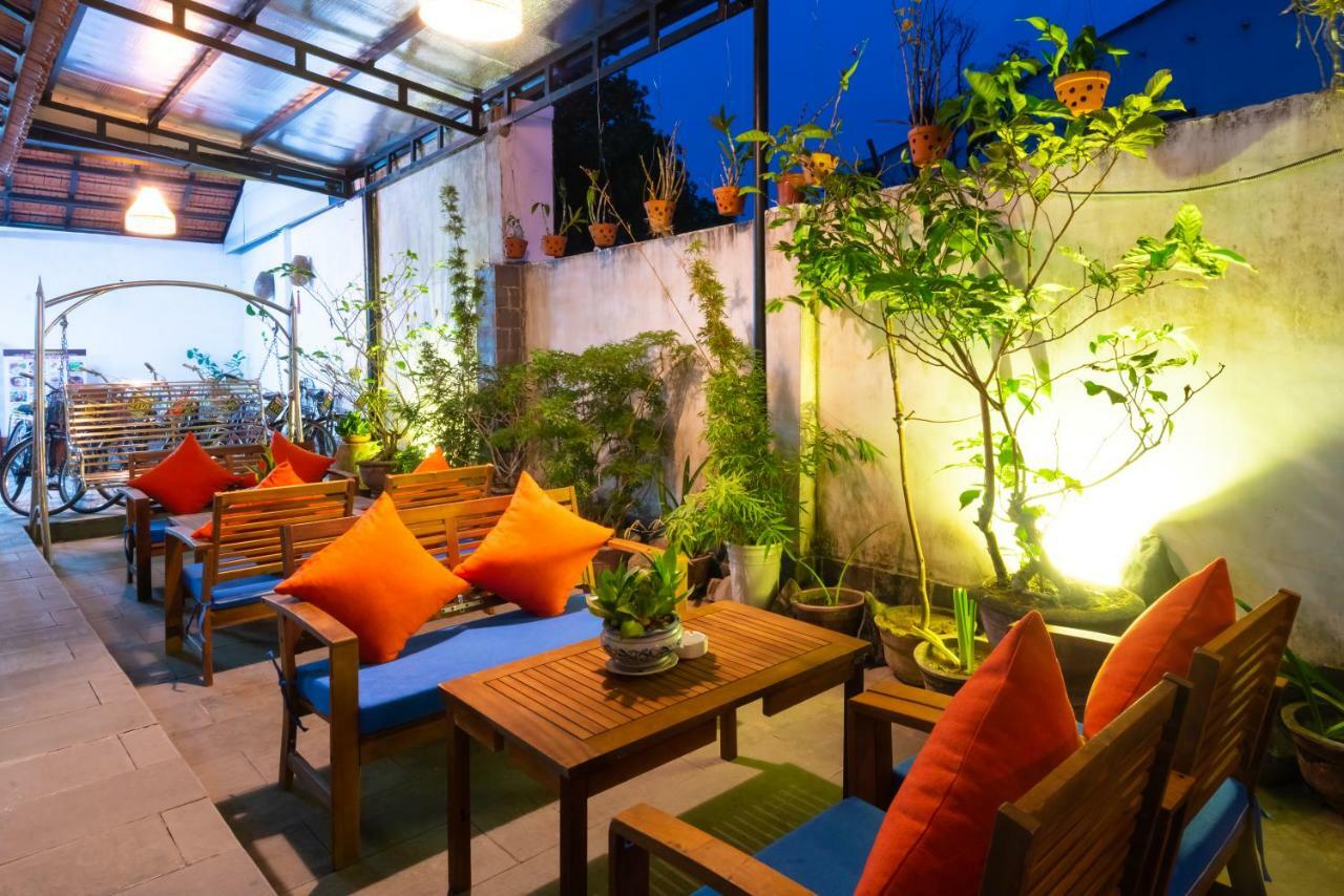 Vivi Homestay & Coffee Hoian 호이안 외부 사진